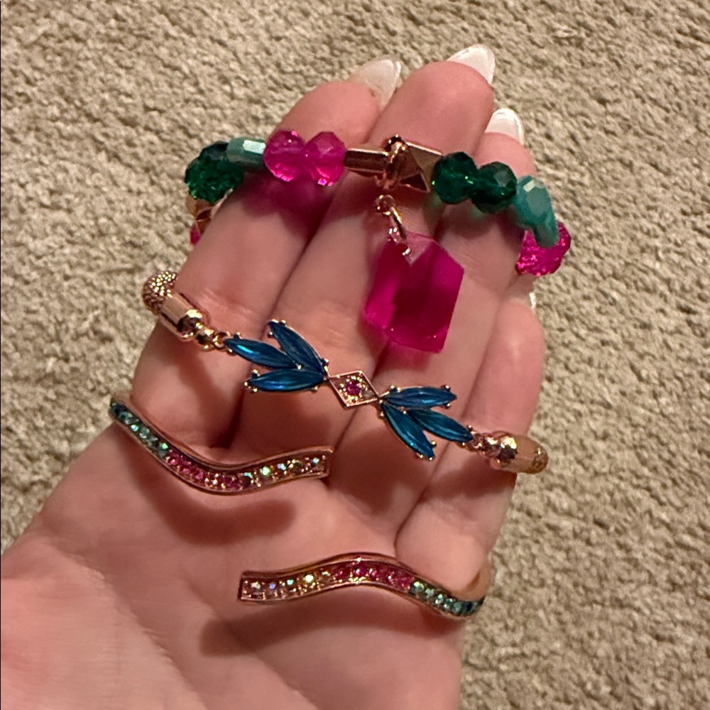 Spring stack from bomb party